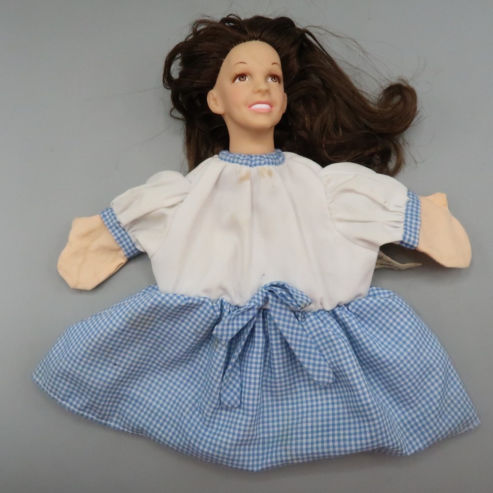 The‎ Wizard of Oz Hand Puppets Dorothy 1988 MGM Turner VTG Pretend Play Toy 10"
